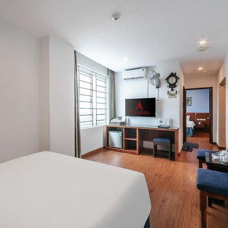 A25 Hotel - 63A Phuong Liet Hanoï Extérieur photo