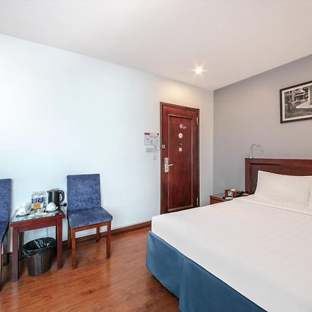 A25 Hotel - 63A Phuong Liet Hanoï Extérieur photo